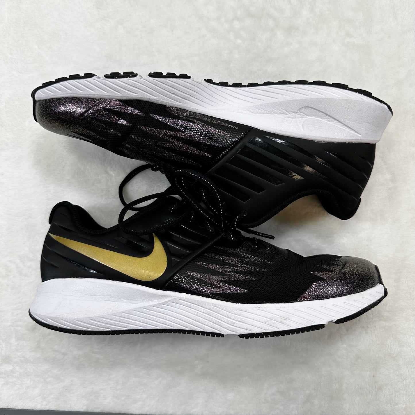 Shoes Sneakers By Nike In Black, Size: 7