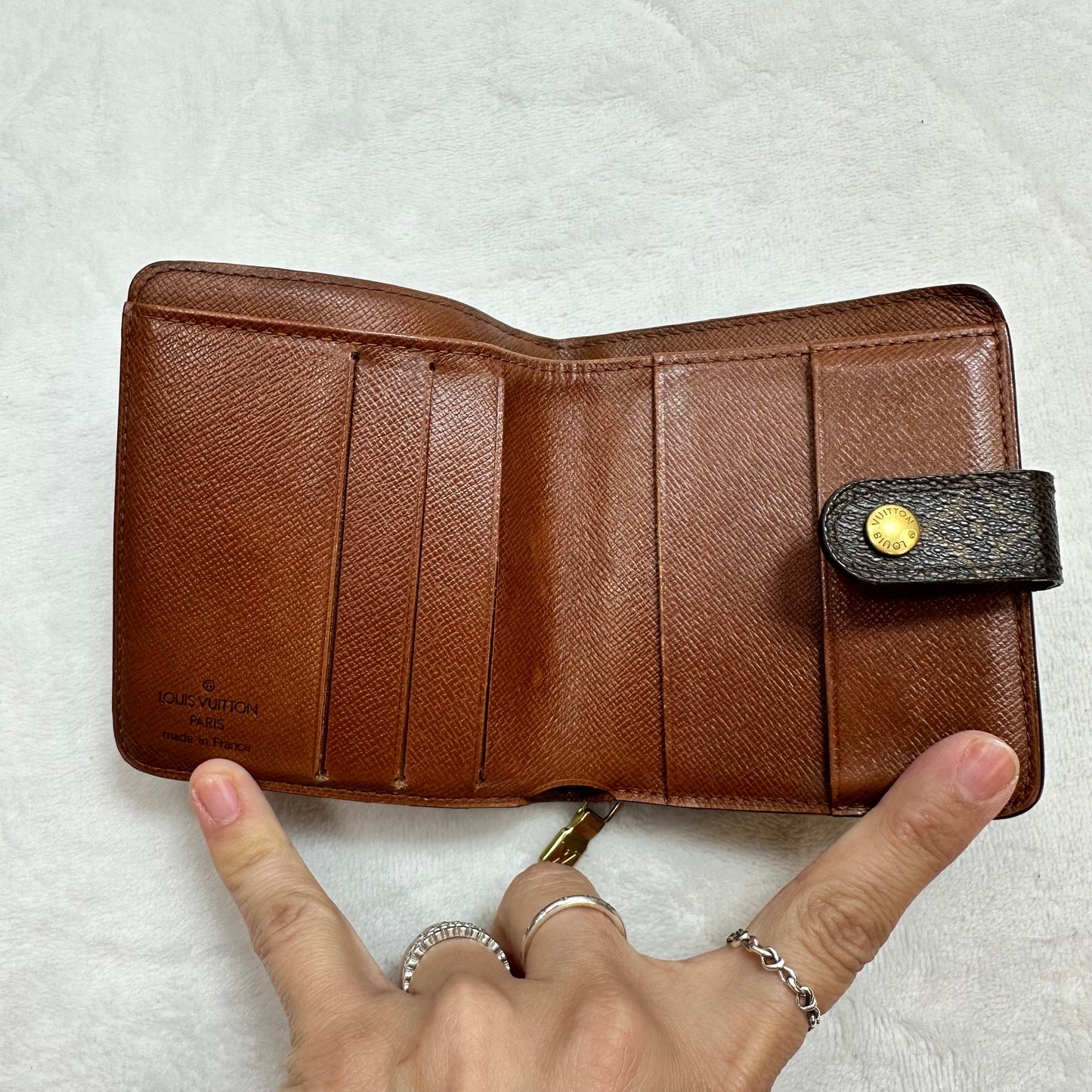 Wallet Luxury Designer By Louis Vuitton, Size: Small