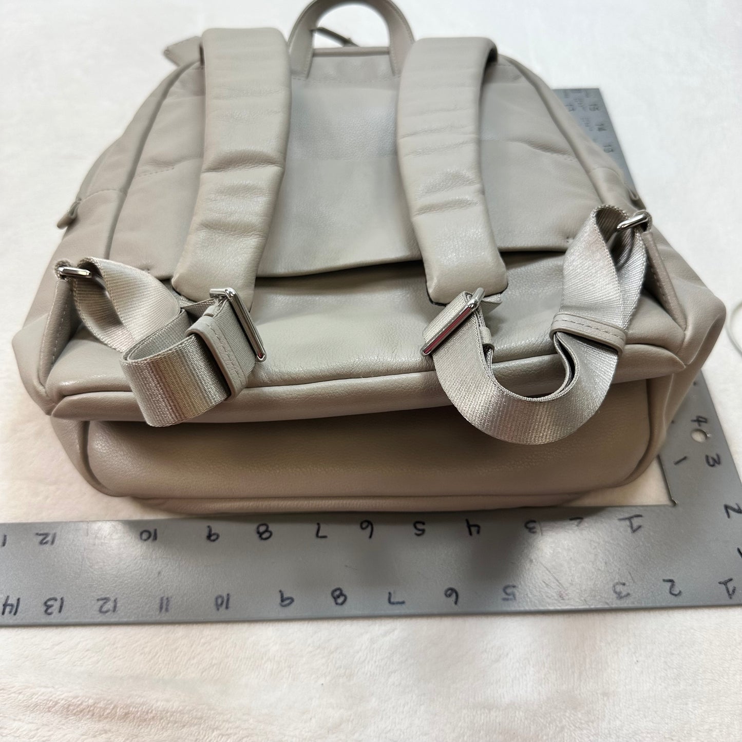Leather Backpack Designer By Tumi, Size: Large