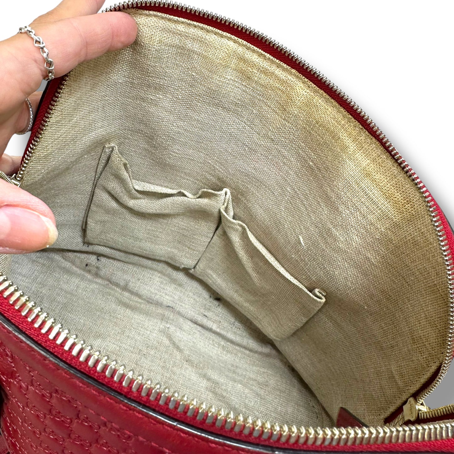 Handbag Luxury Designer By Gucci, Size: Medium