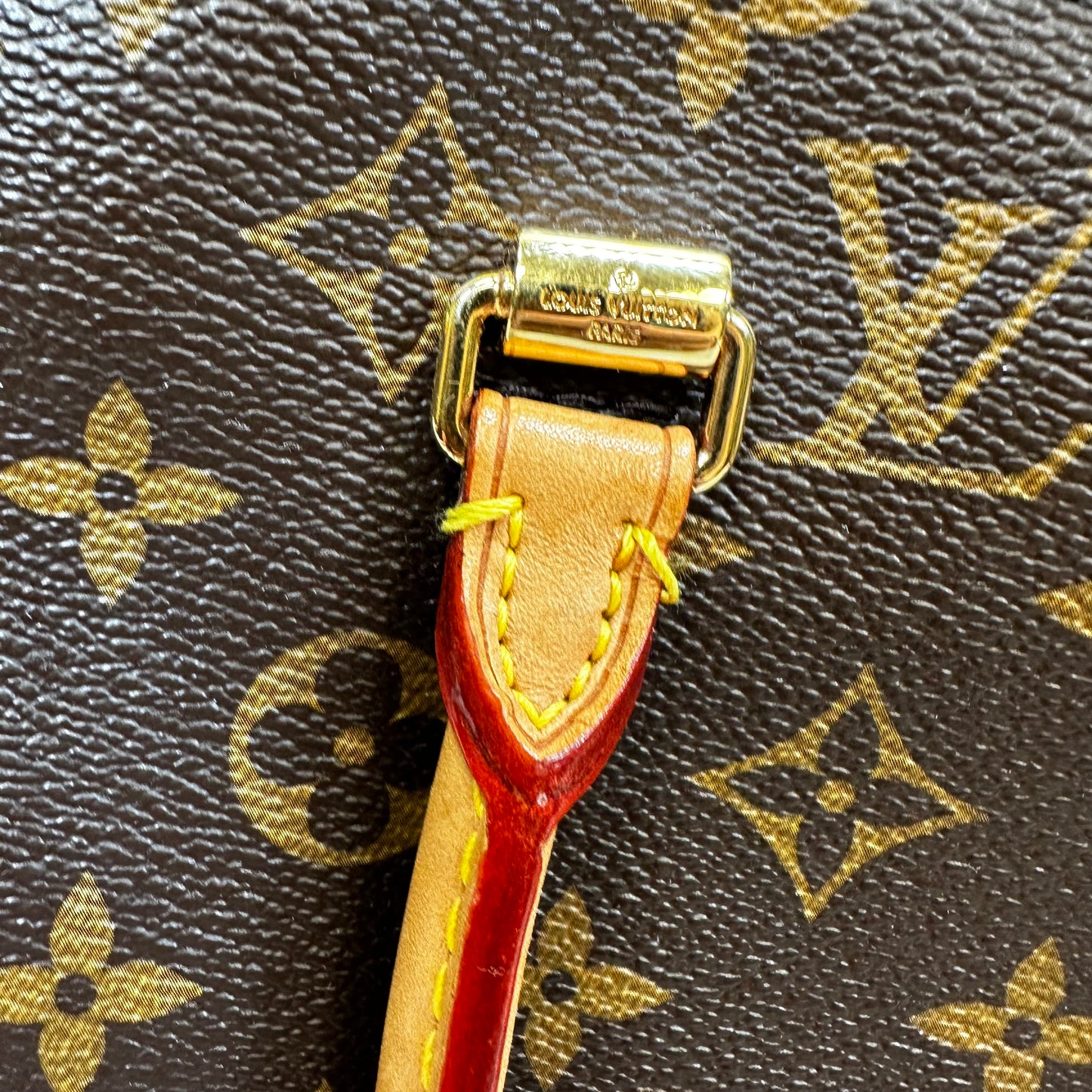 Handbag Designer Louis Vuitton Pallas, Size Medium