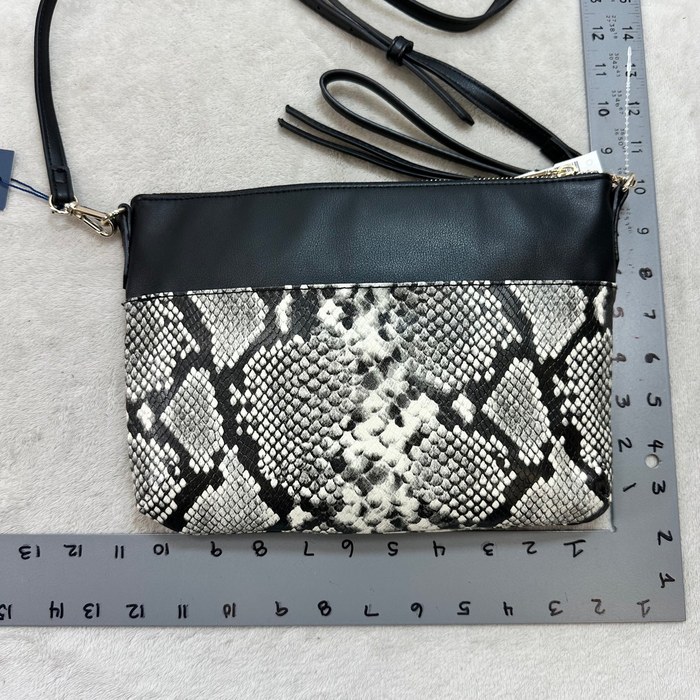 Handbag By Clothes Mentor, Size: Small