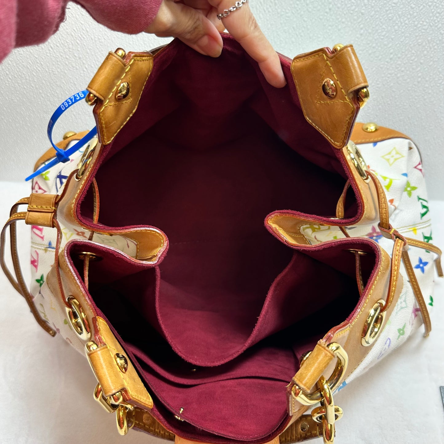 Handbag Luxury Designer By Louis Vuitton, Size: Large