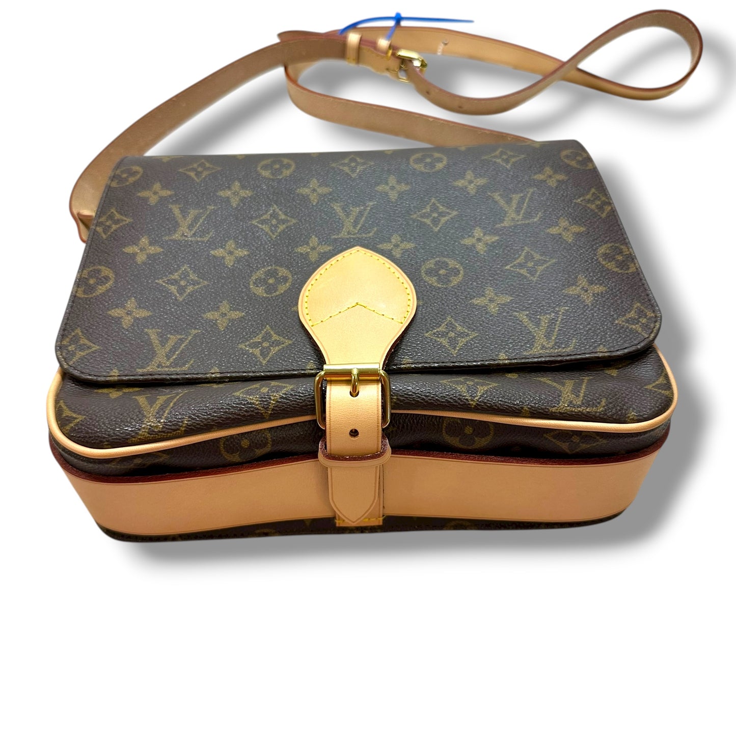 Crossbody Luxury Designer By Louis Vuitton, Size: Medium