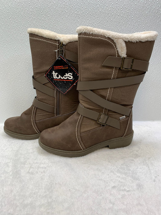 Boots Snow By Totes  Size: 8