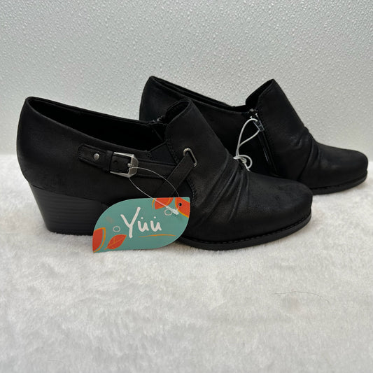Boots Designer By Yuu Collection  Size: 10