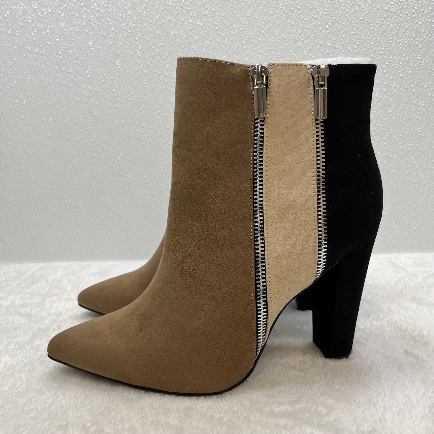 Boots Ankle Heels By Shoedazzle  Size: 11