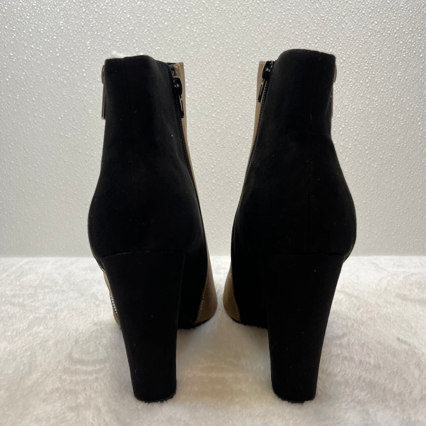 Boots Ankle Heels By Shoedazzle  Size: 11