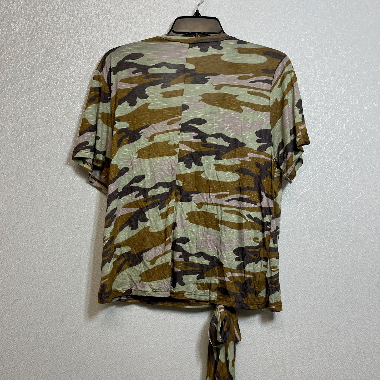 Top Short Sleeve By Entro  Size: M