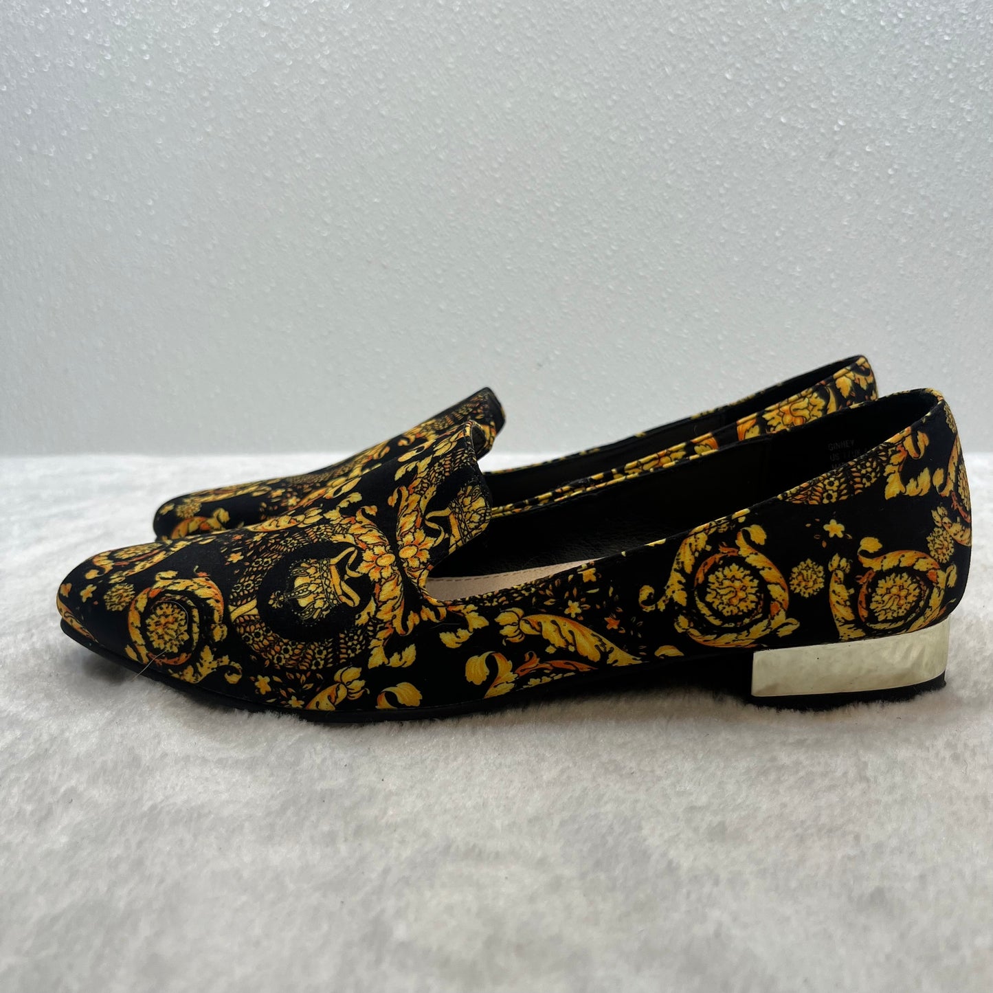 Shoes Flats Loafer Oxford By Shoedazzle  Size: 7