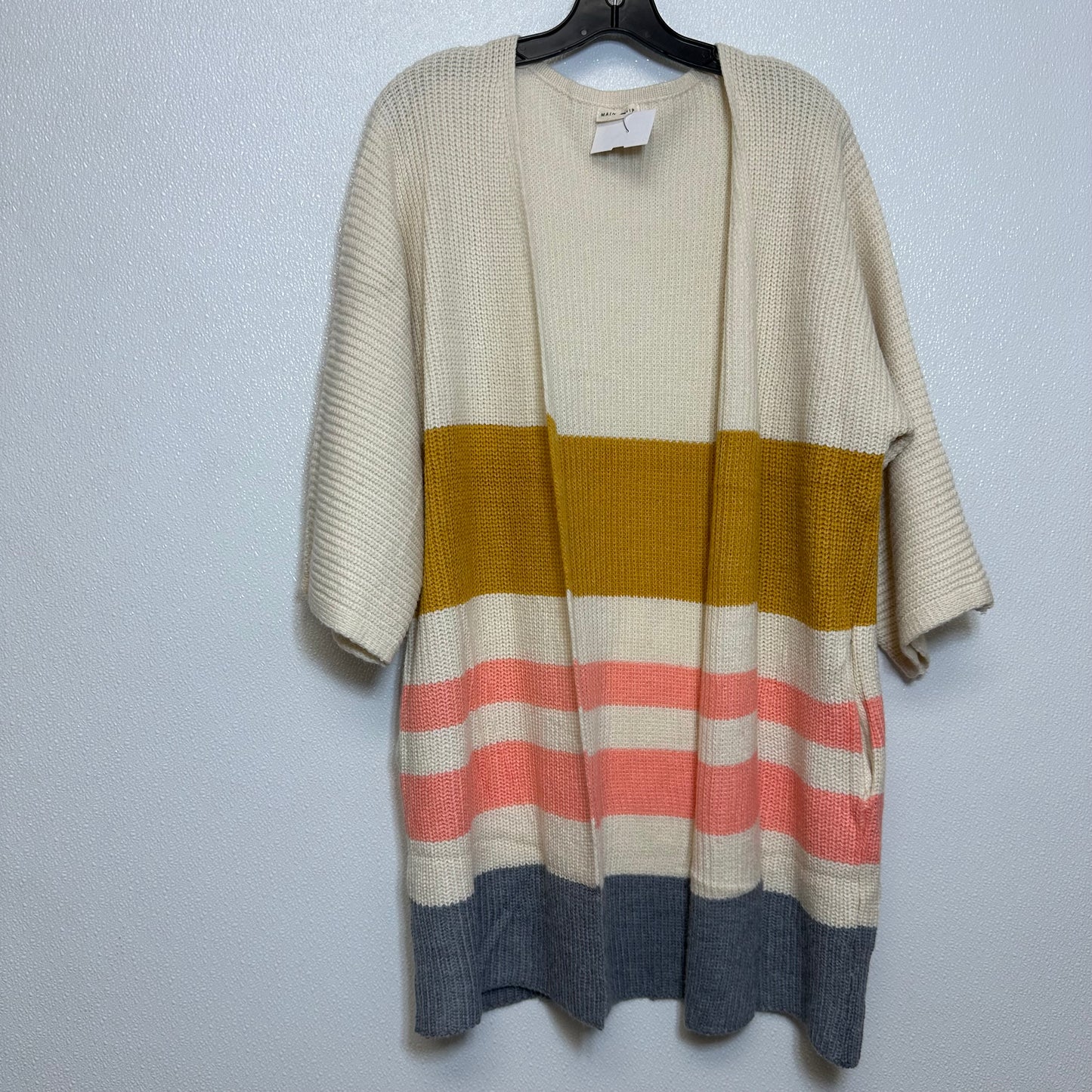 Cardigan By Main Strip  Size: M