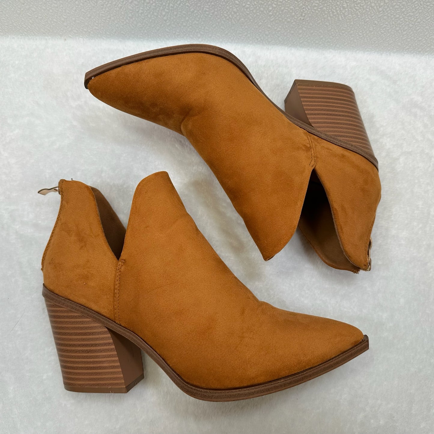 Boots Ankle Heels By Bella Marie  Size: 8.5
